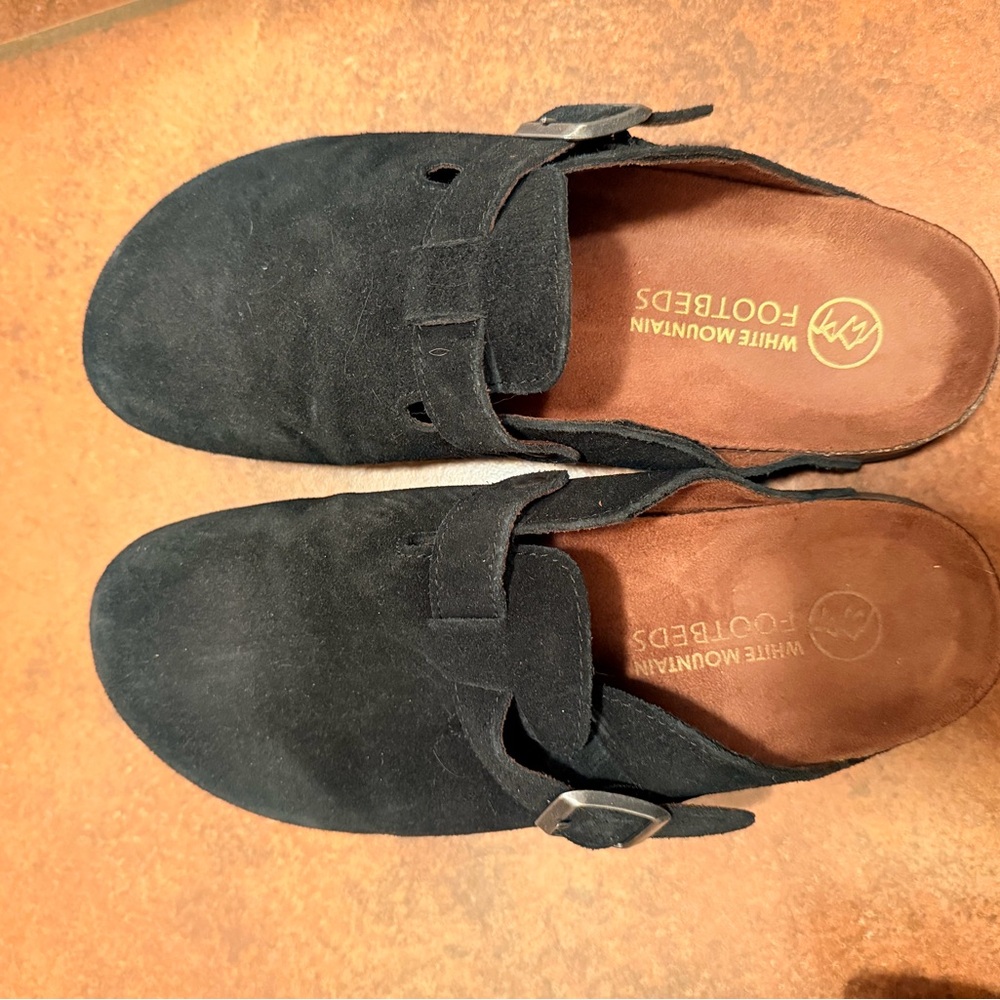 White Mountain Black Suede Slip-On Clogs